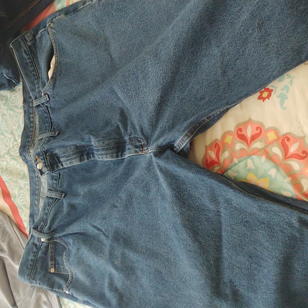 Wrangler Relaxed Fit Jeans
